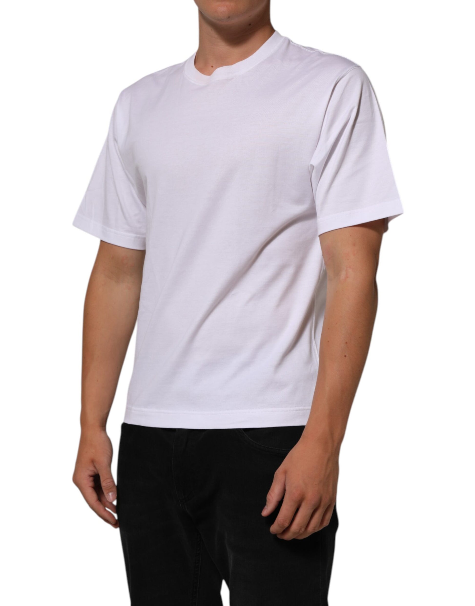 White t-shirt on mannequin