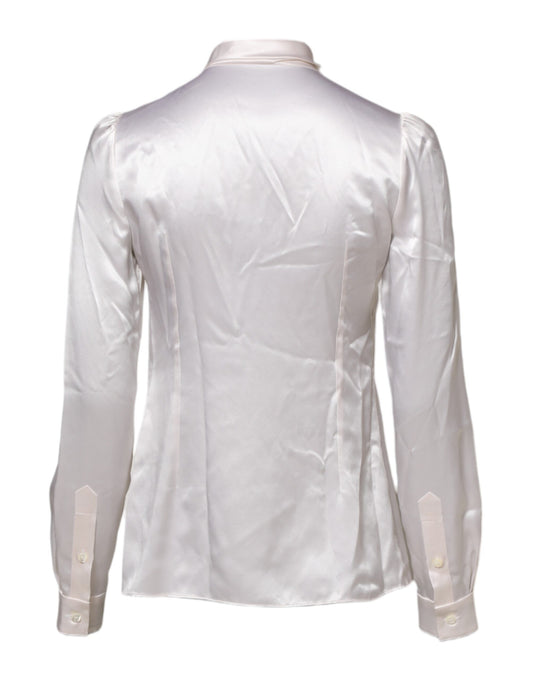 Men's shirt with long sleeves and collar