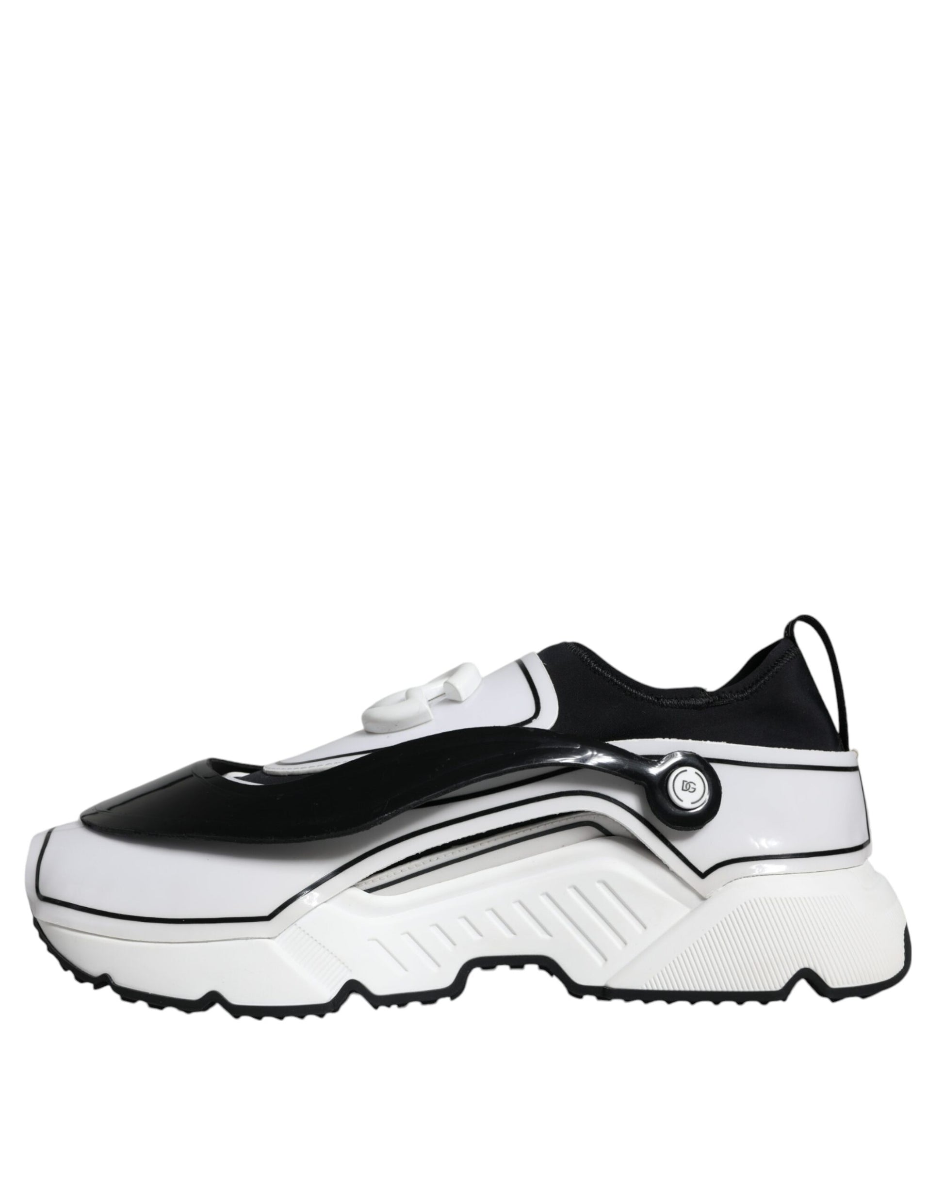Black and white sneaker with laces