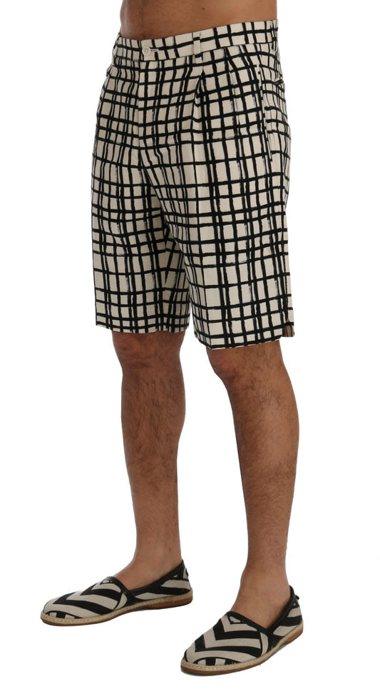Men's shorts with plaid pattern and matching sandals