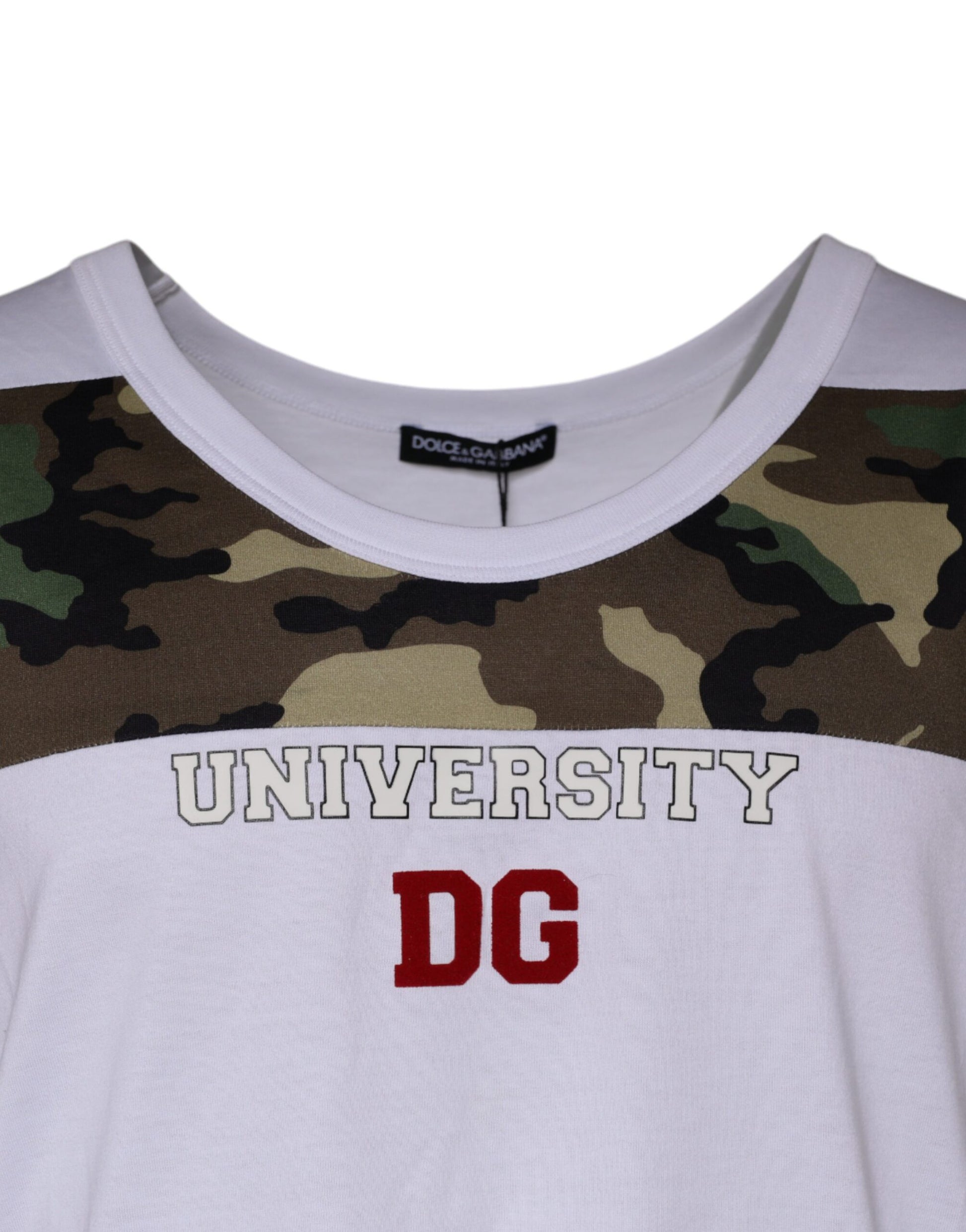 Camouflage print t-shirt with University DC written on front