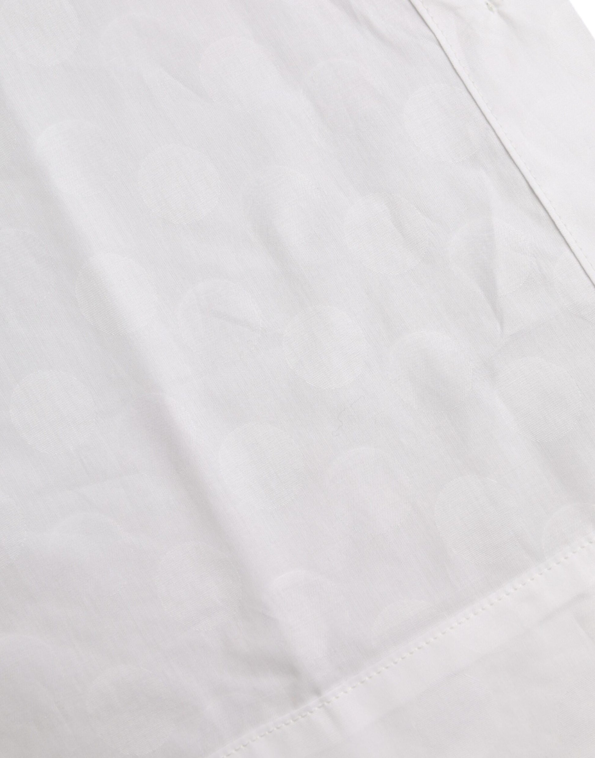 White fabric with horizontal lines
