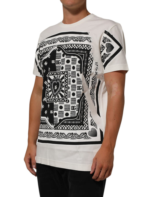 Man wearing white t-shirt with black tribal pattern