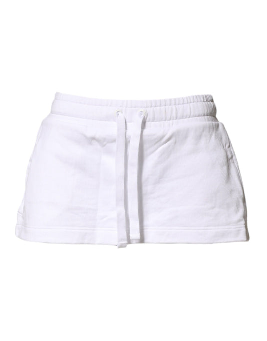 White shorts with drawstring waistband