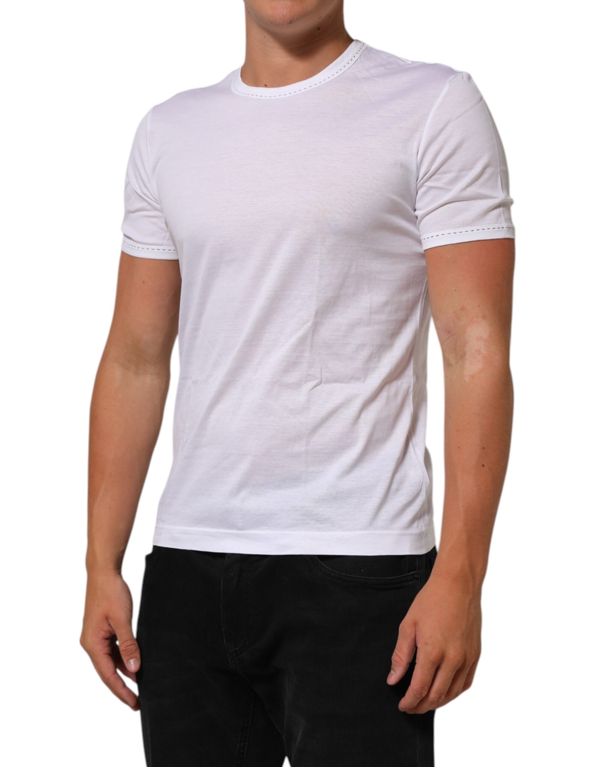 Man wearing white t-shirt
