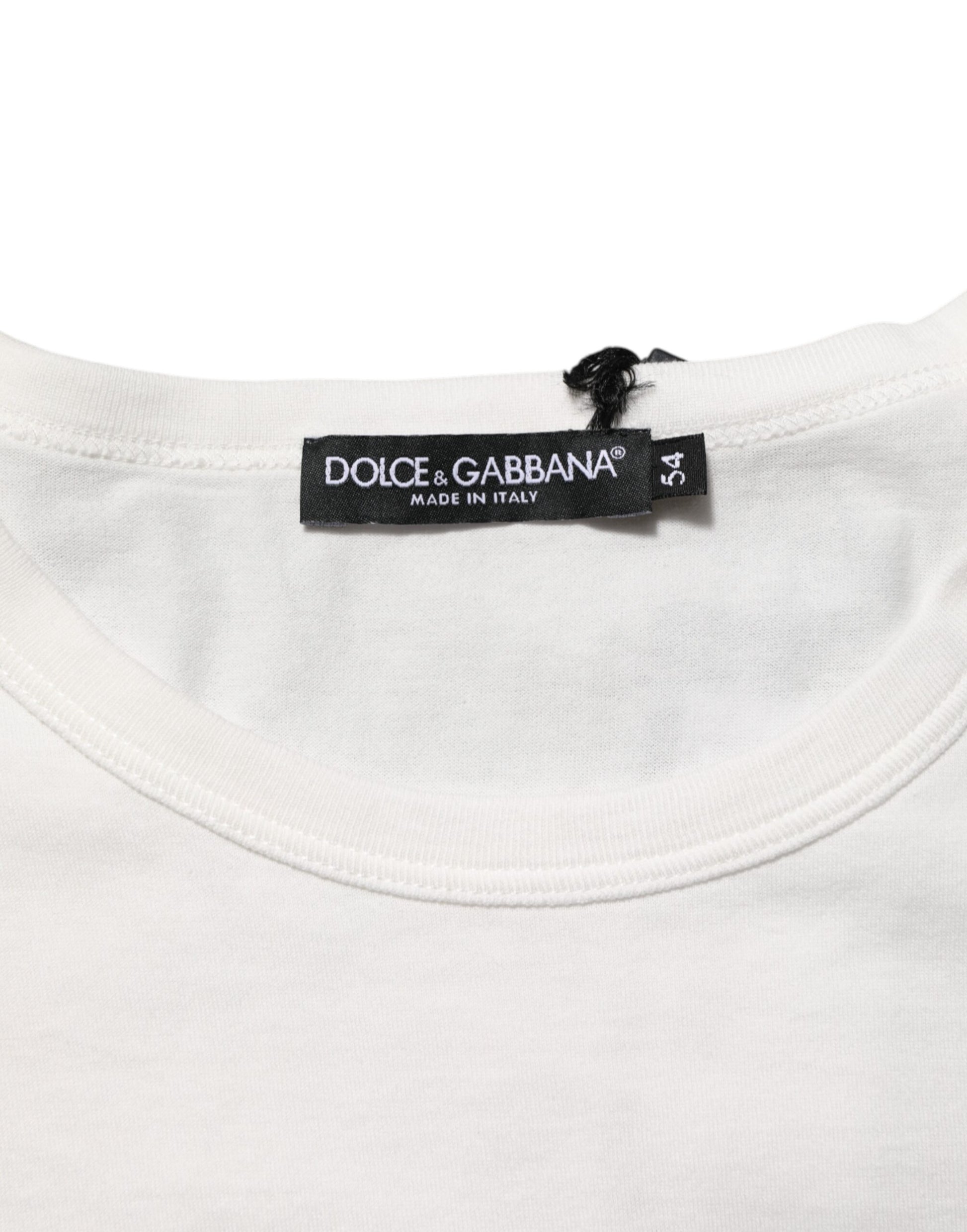 White t-shirt with black tag on neck