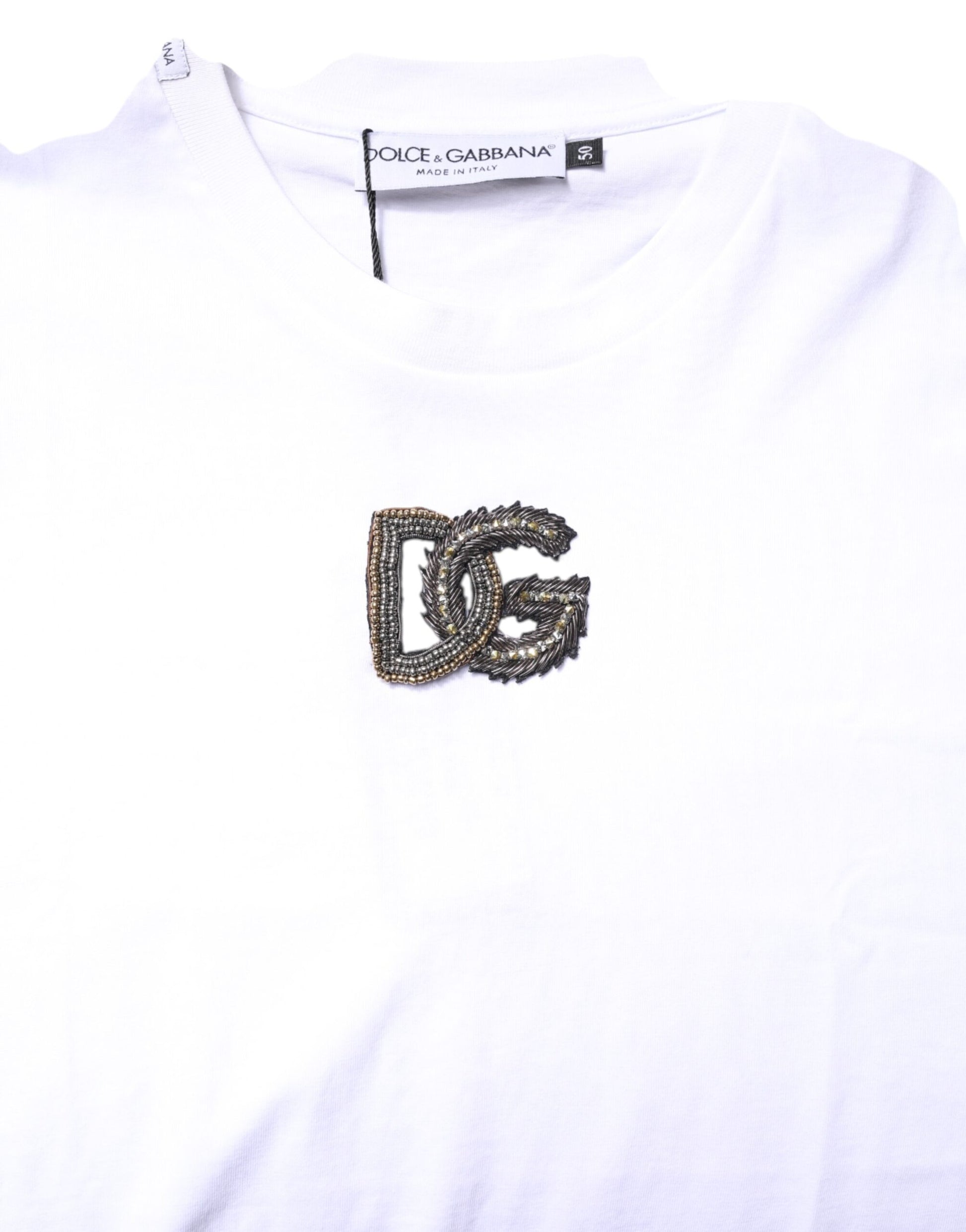 White t-shirt with embroidered logo on front