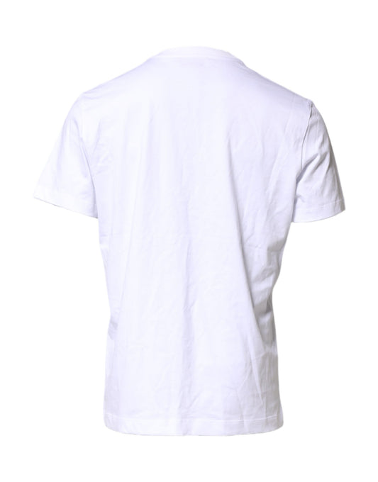 White short sleeved t-shirt on a mannequin