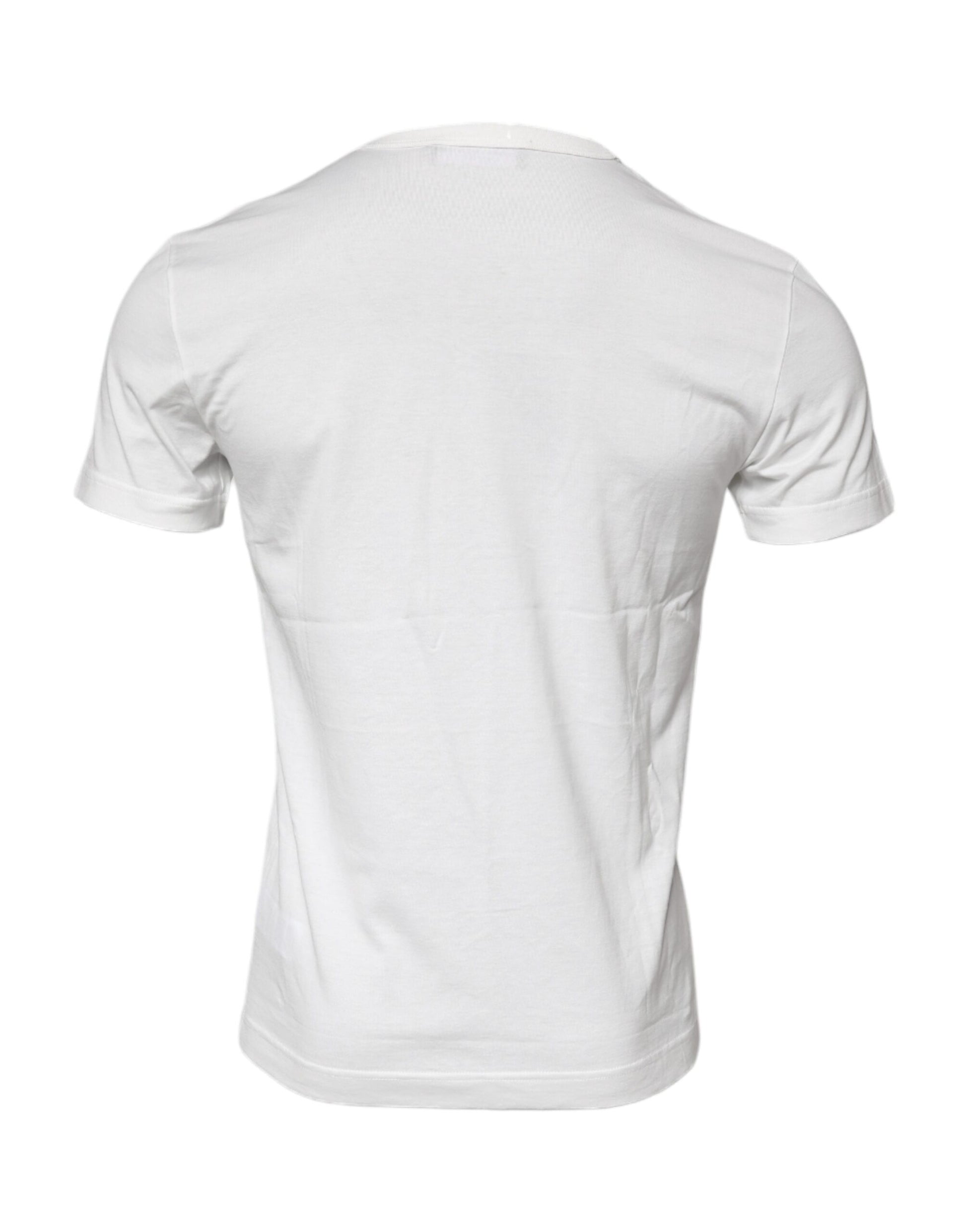 White short sleeved t-shirt on a mannequin
