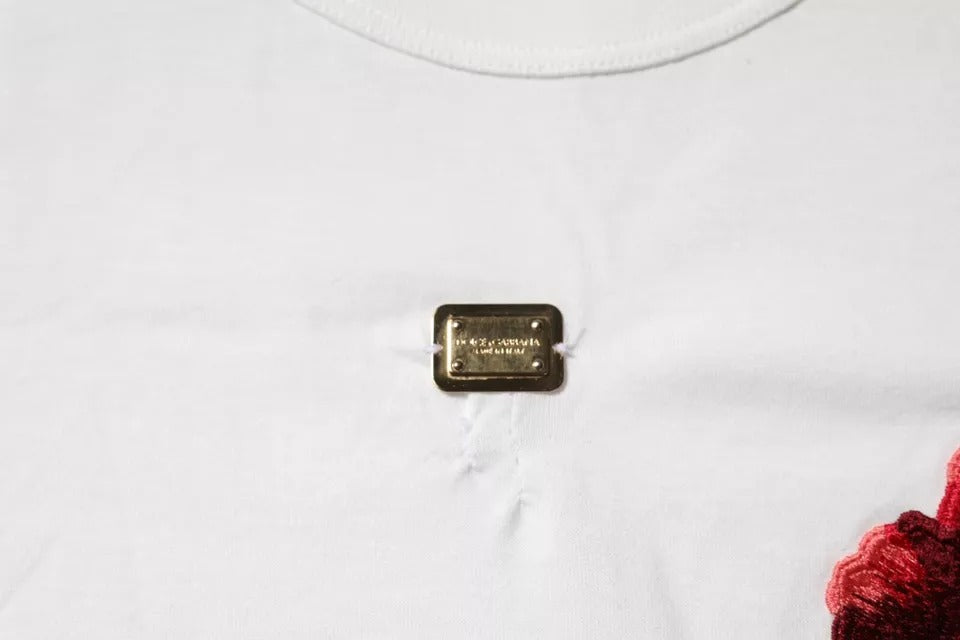 White t-shirt with gold buckle on front