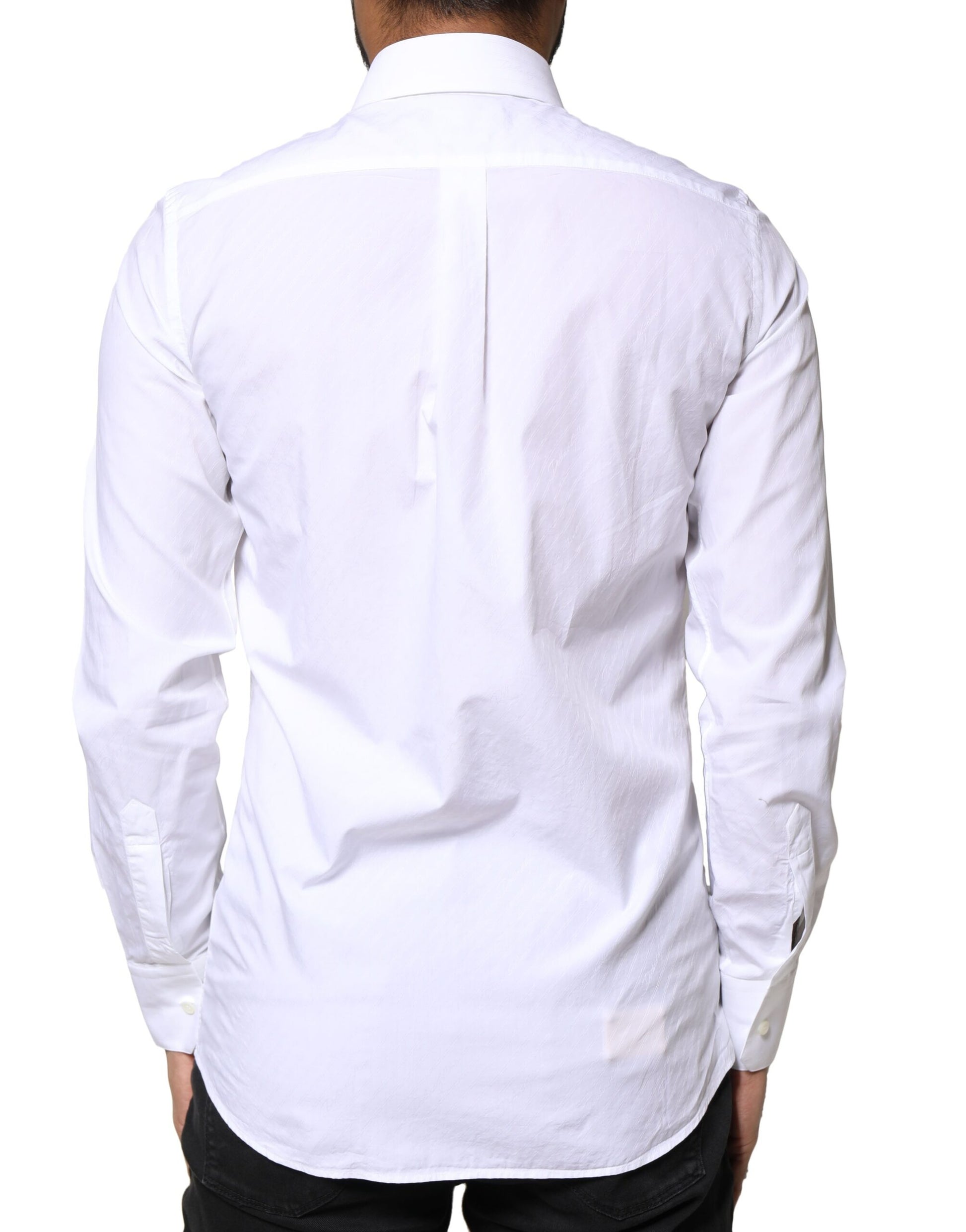 White cotton dress shirt with collar and buttoned front