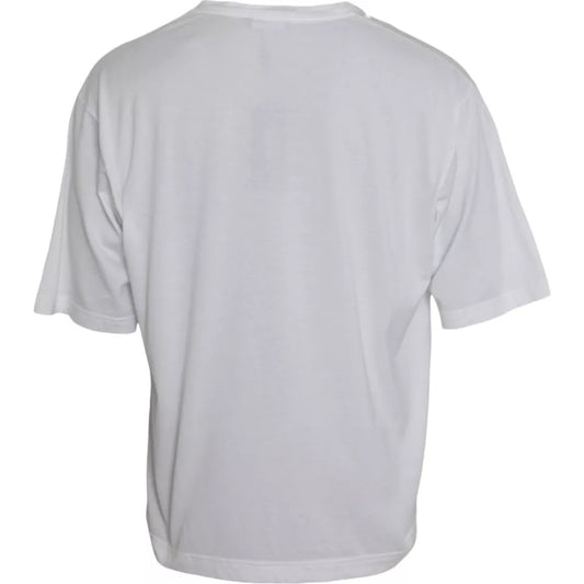 White t-shirt on a mannequin