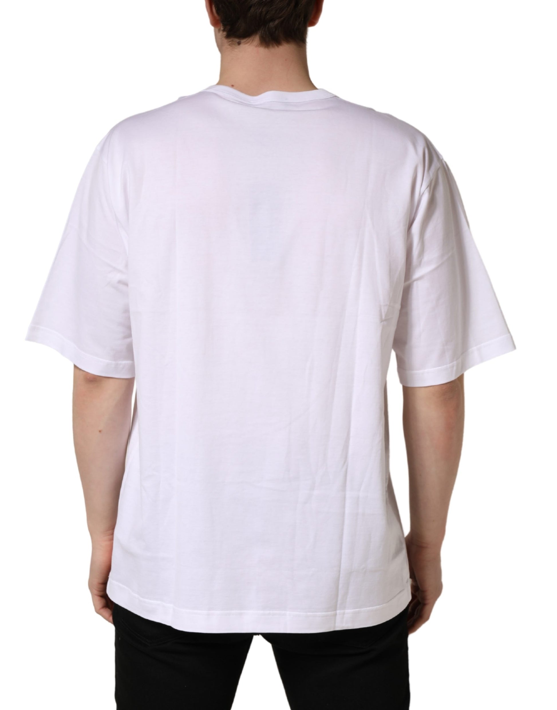 White t-shirt on a mannequin