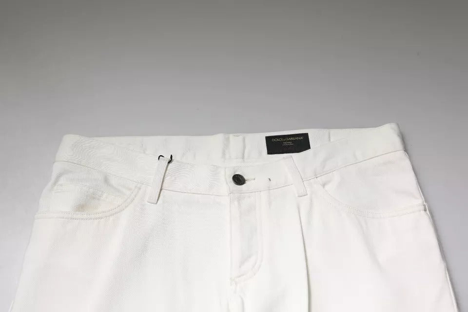 White pants on a mannequin