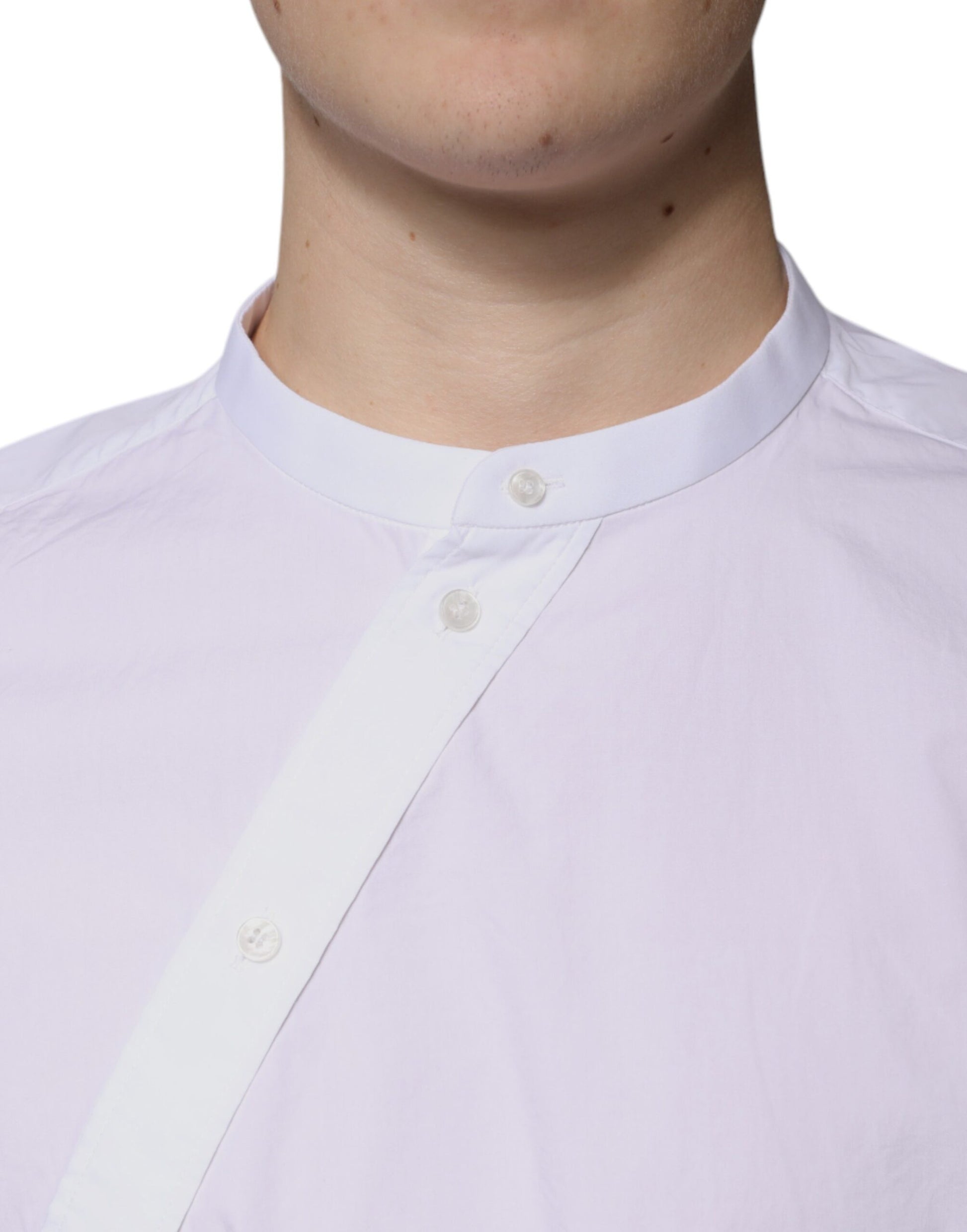 Purple dress shirt with white collar and buttons, slim fit