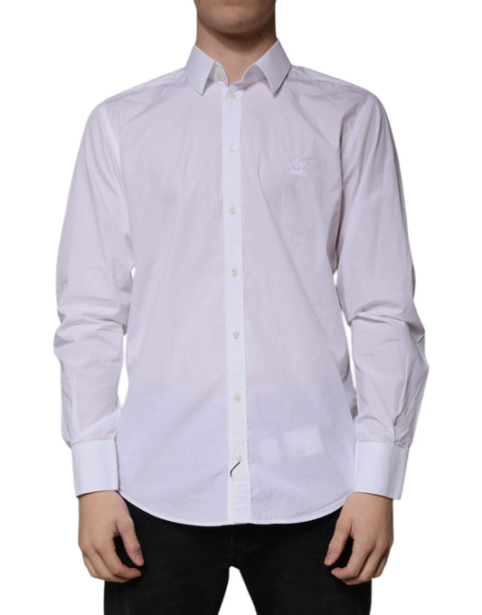 A mannequin wearing a white cotton slim fit shirt with long sleeves and a collar