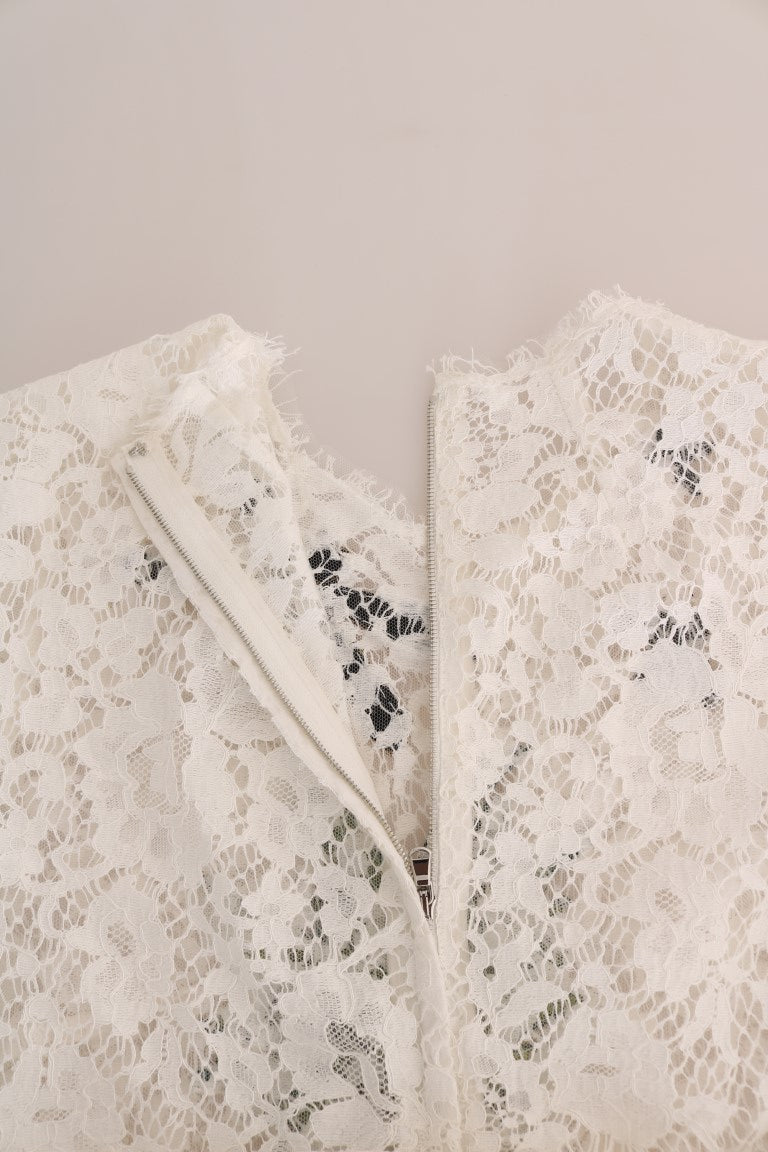 Lace jacket with long sleeves