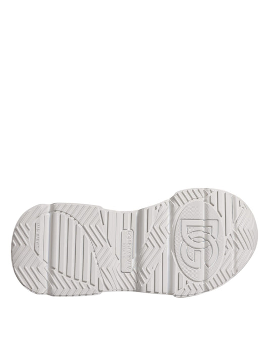 Athletic shoe sole with logo