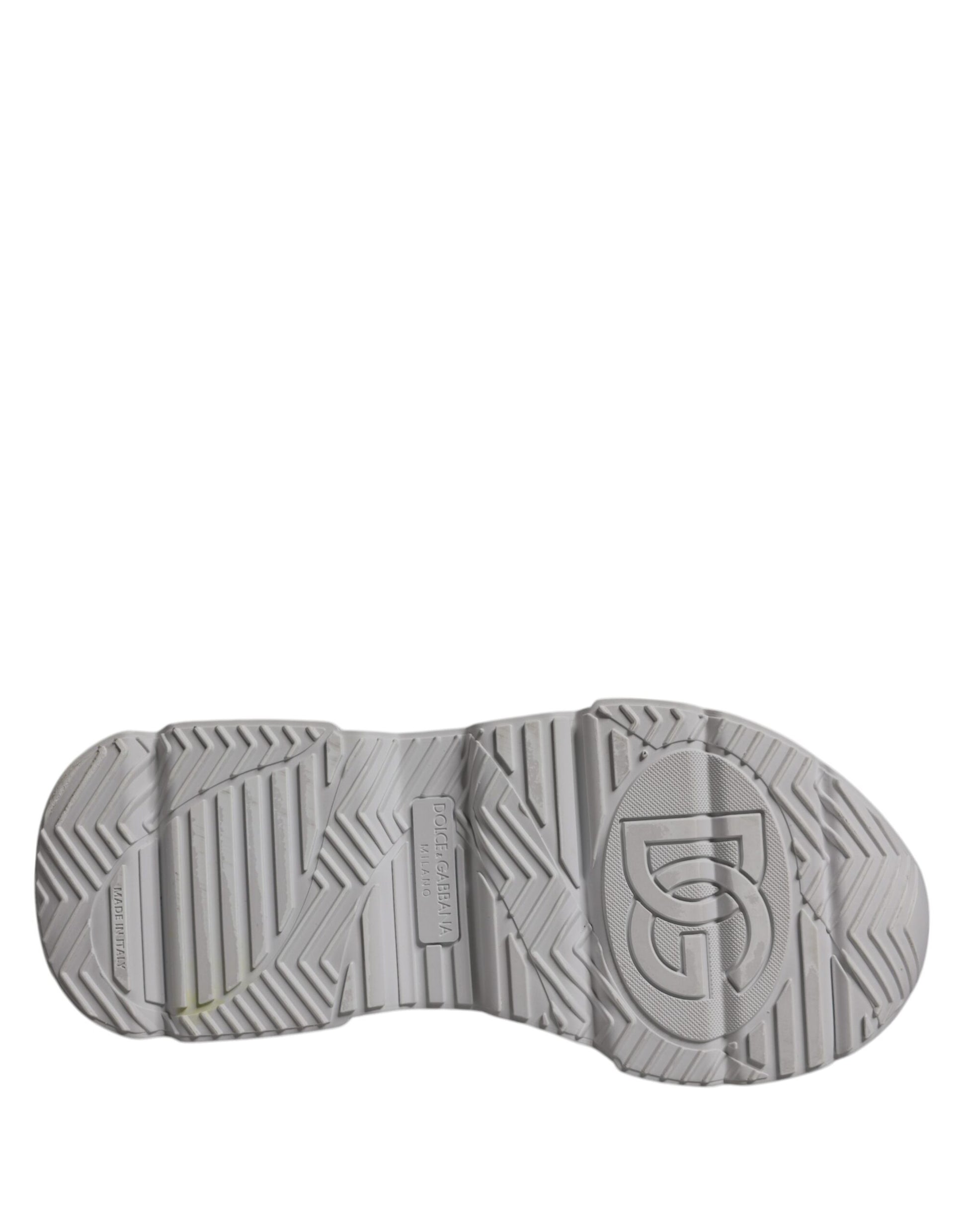 Footwear sole with a logo in the center