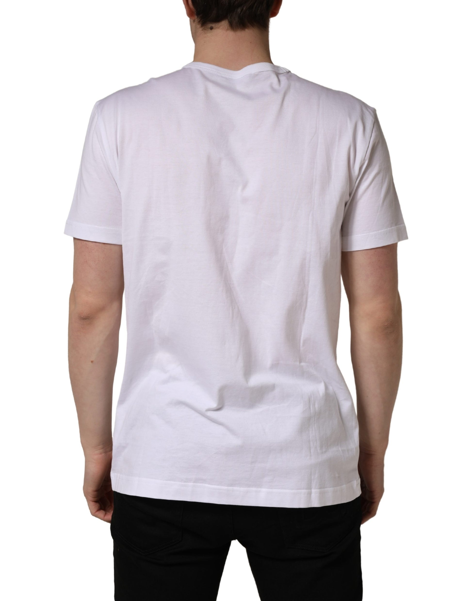 White t-shirt on a mannequin
