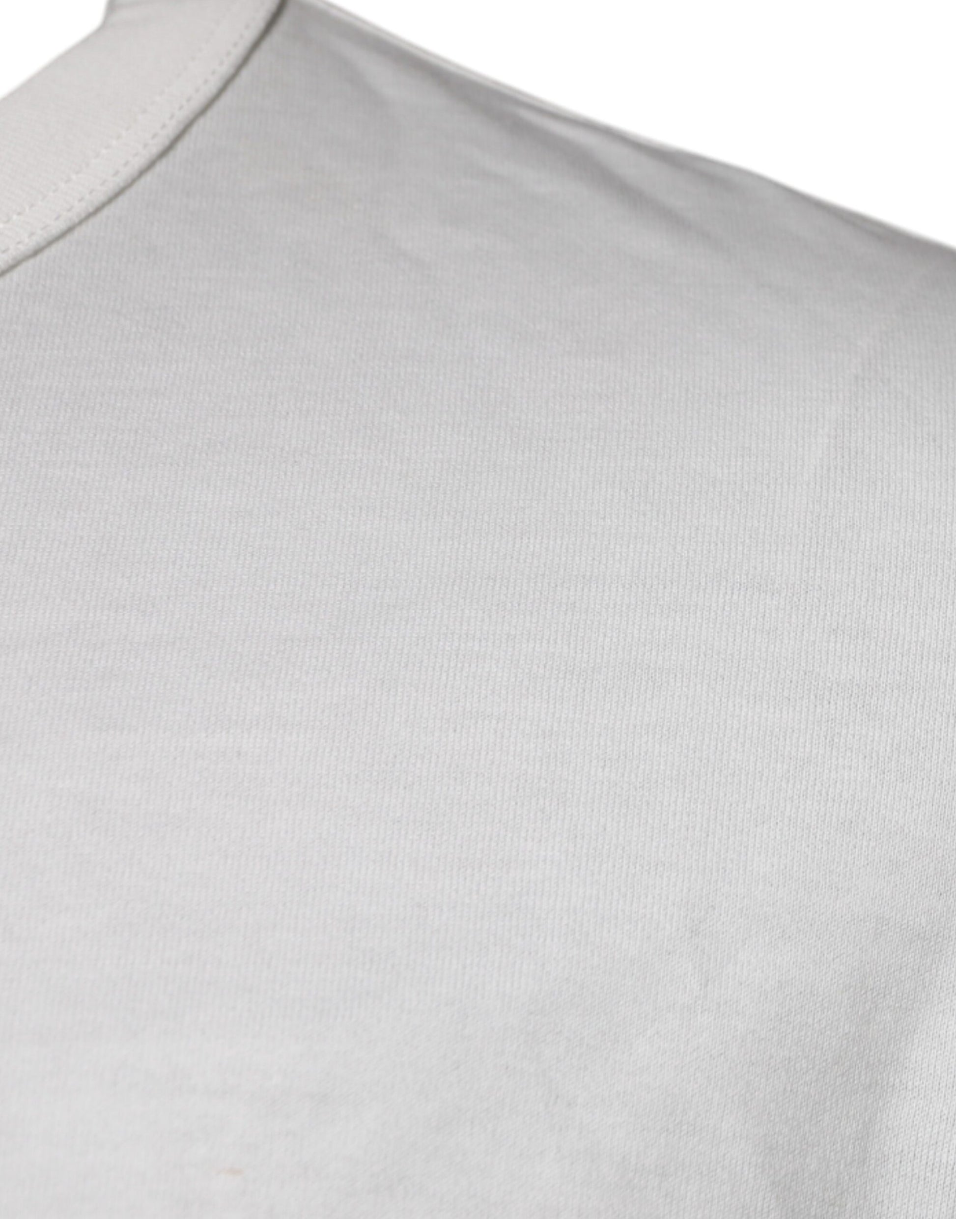 White short sleeved shirt