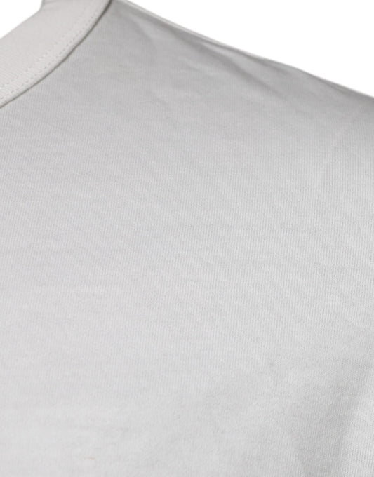 White short sleeved shirt