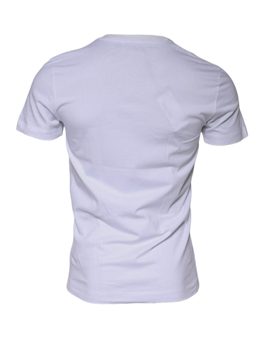 Short sleeved t-shirt on a mannequin