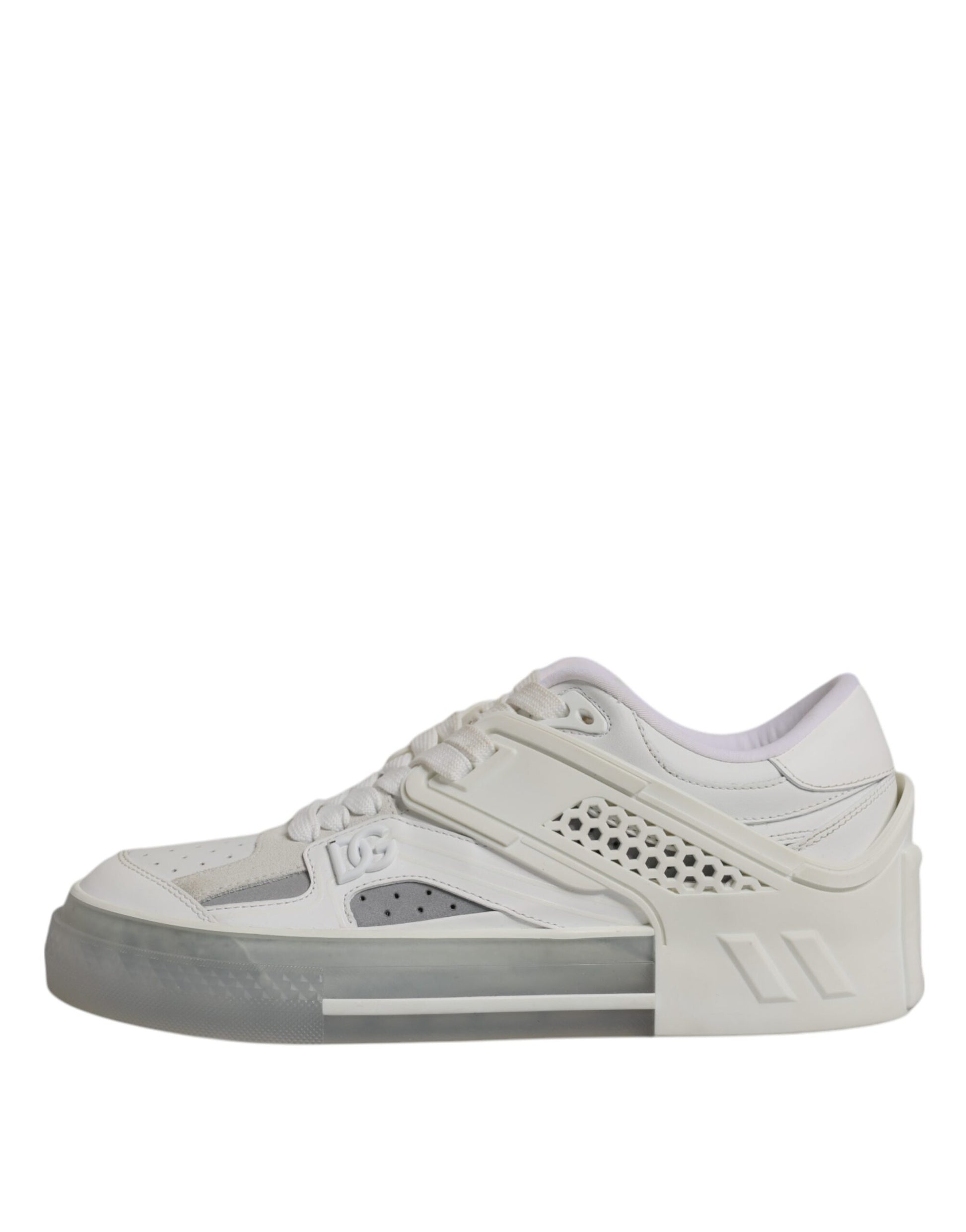 White sneaker with black laces and a small logo on the side