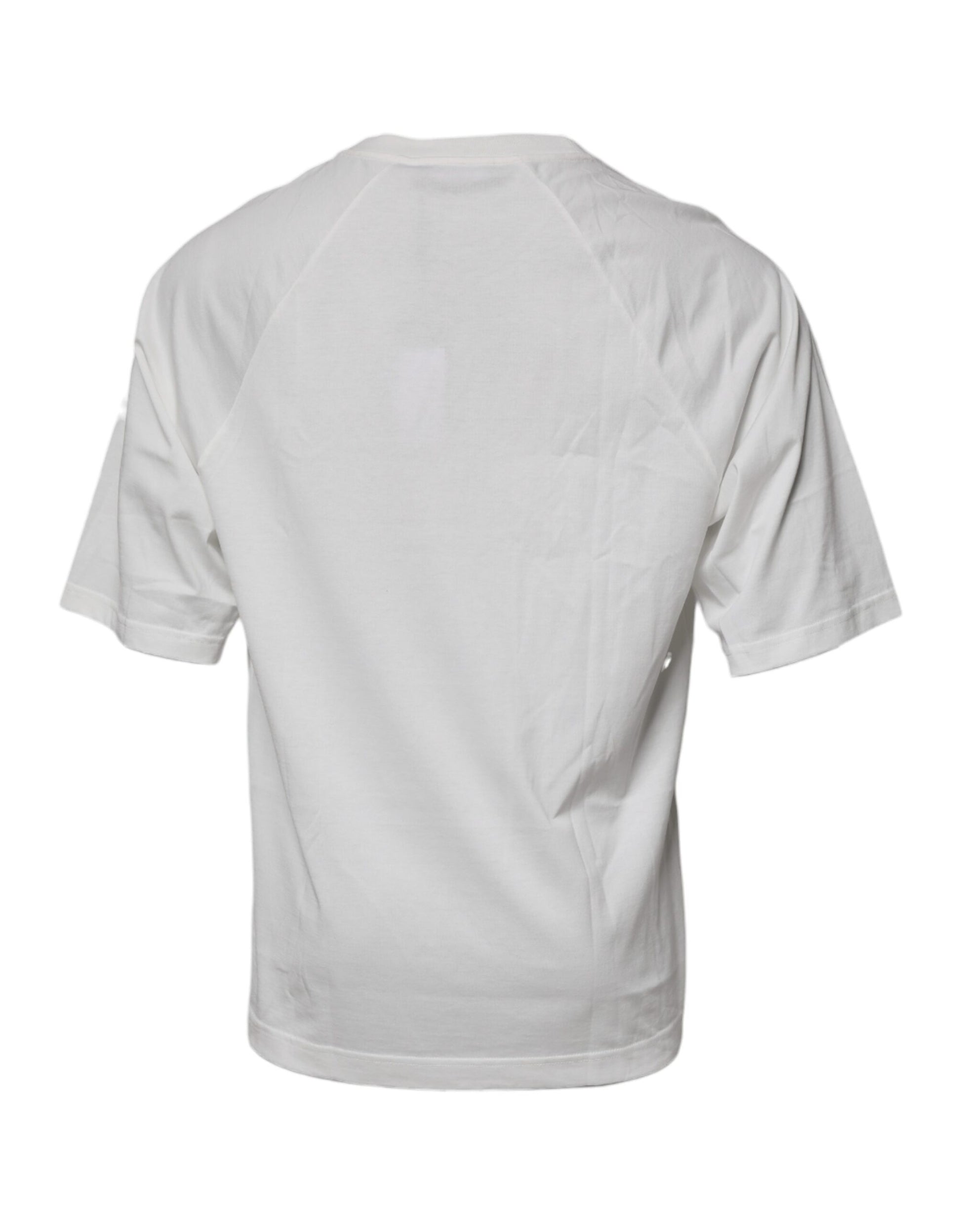 White short sleeve shirt on a mannequin