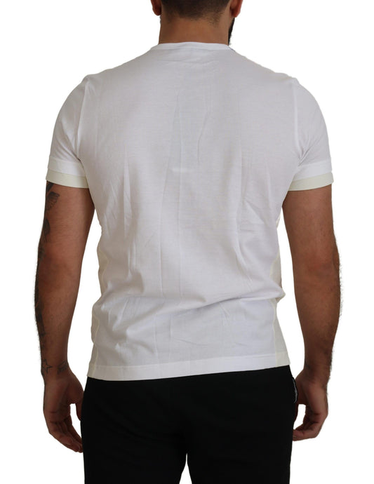 White t-shirt with short sleeves