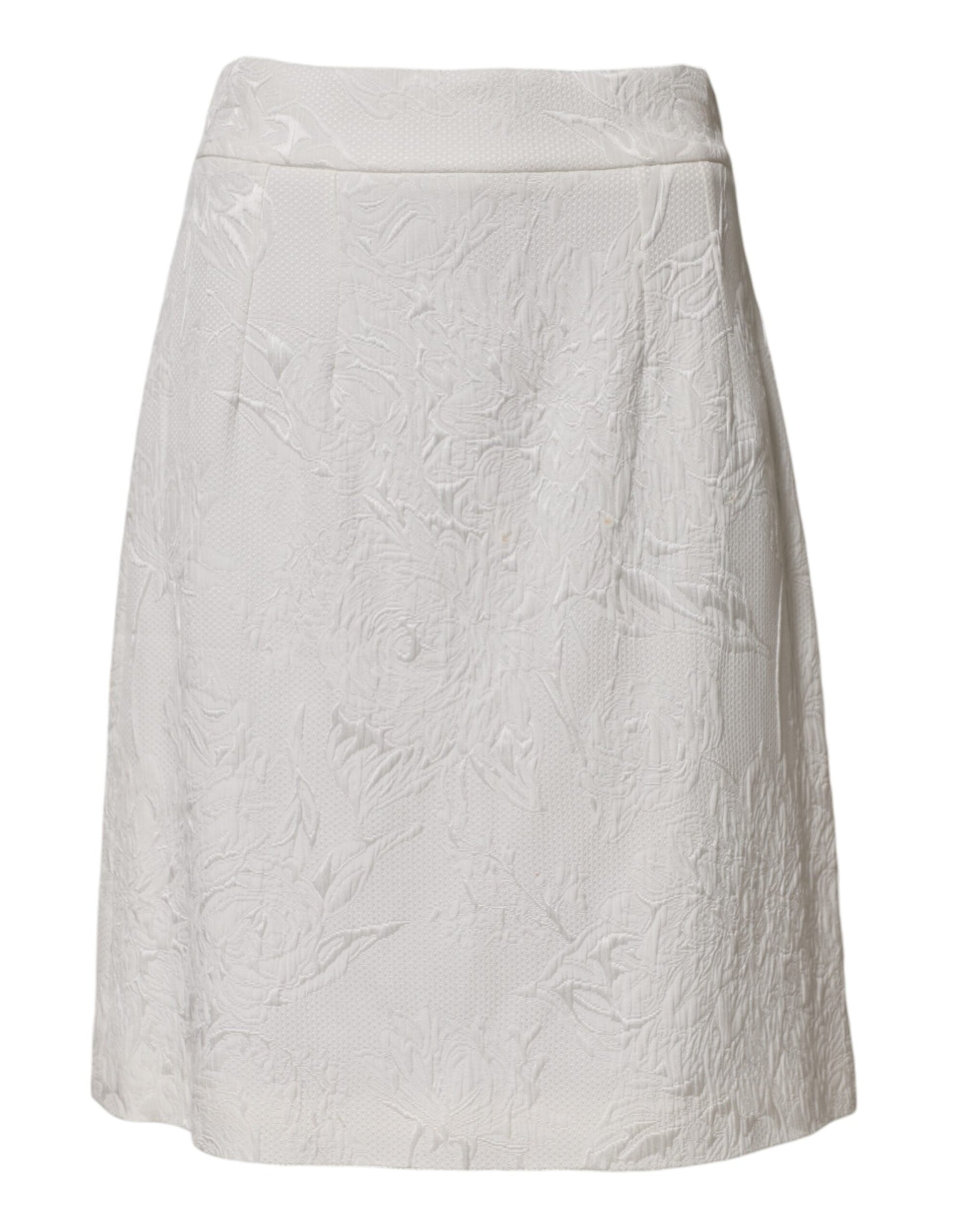 White pleated skirt with lace pattern