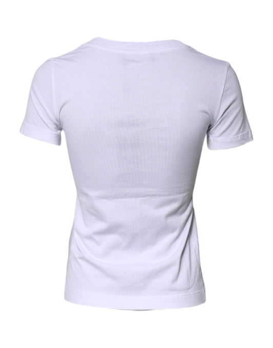 White short sleeve t-shirt on a mannequin