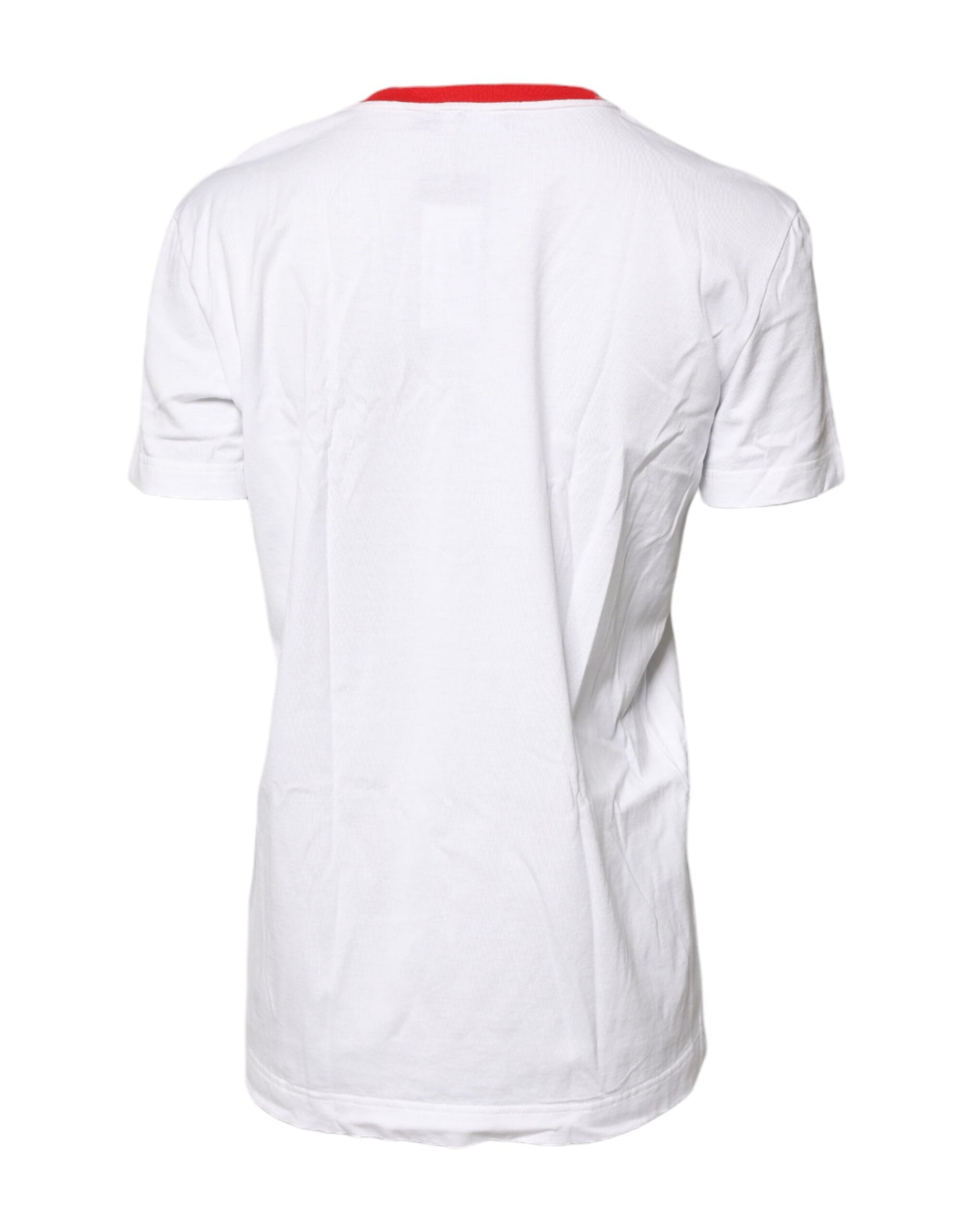 White short sleeve shirt on a mannequin