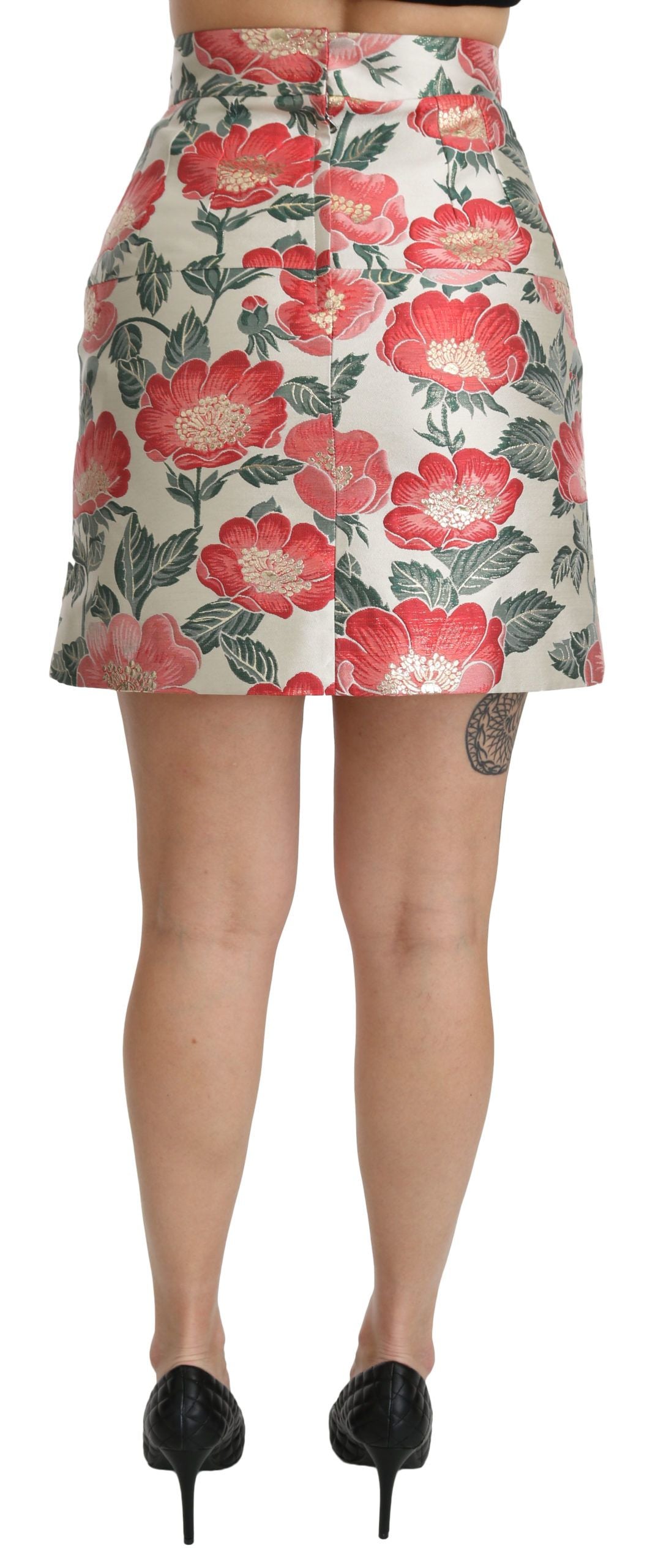 Floral patterned skirt on a mannequin