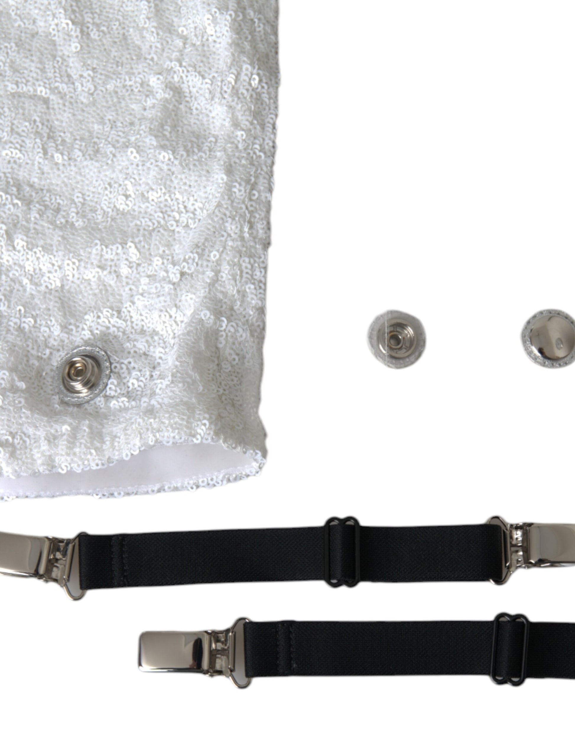 Towel with black straps and silver buttons