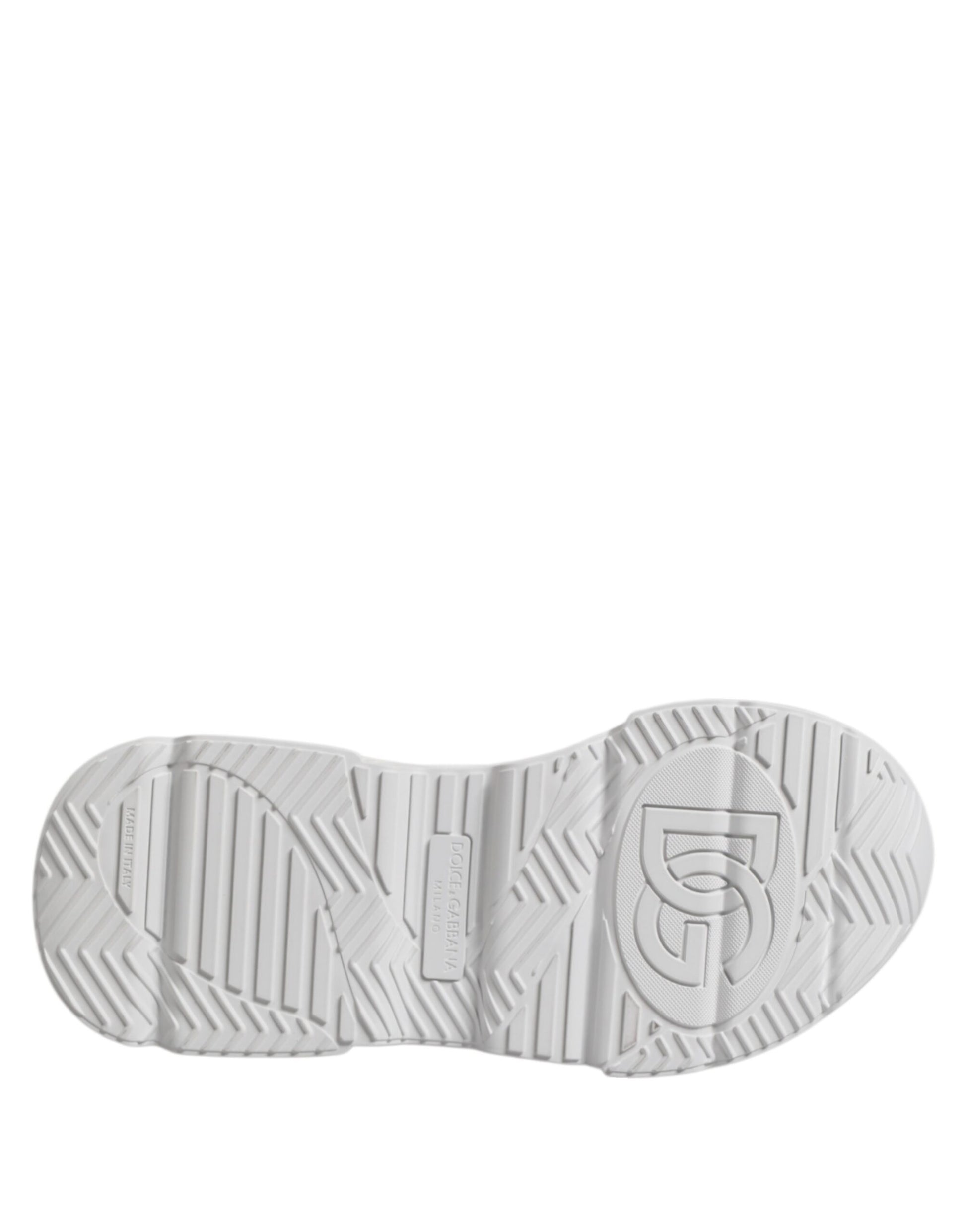 White leather sneaker with black logo, laces and sole