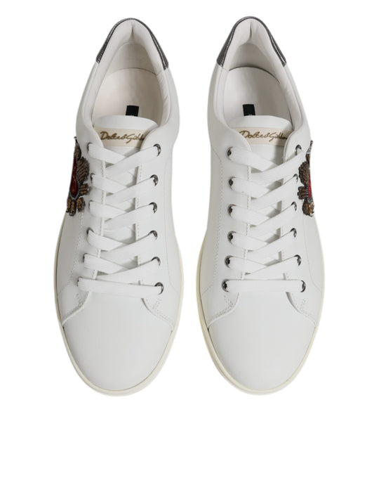 White sneakers with laces