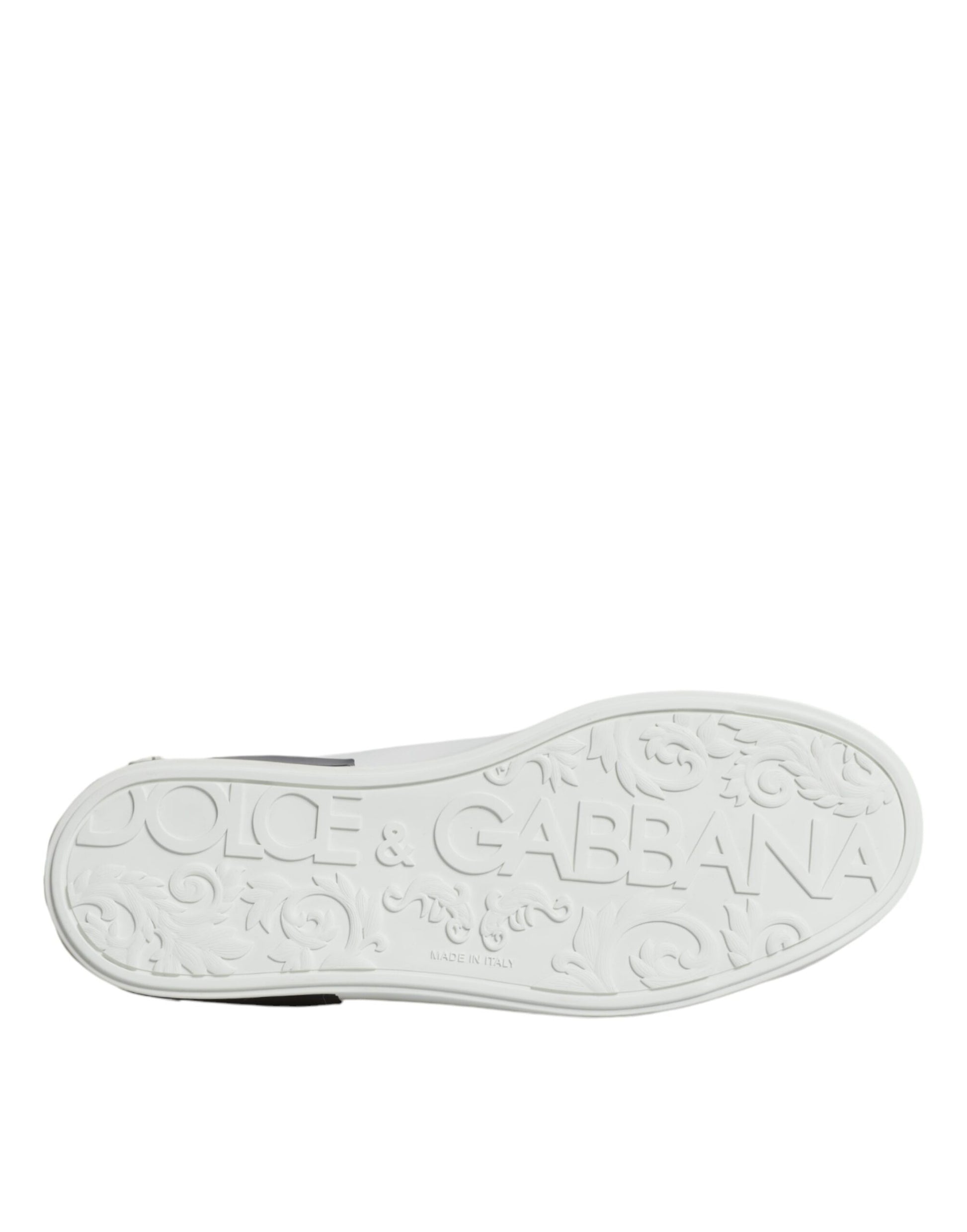 Shoe design on a keychain