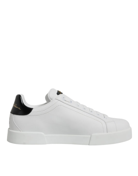 White sneaker with black laces