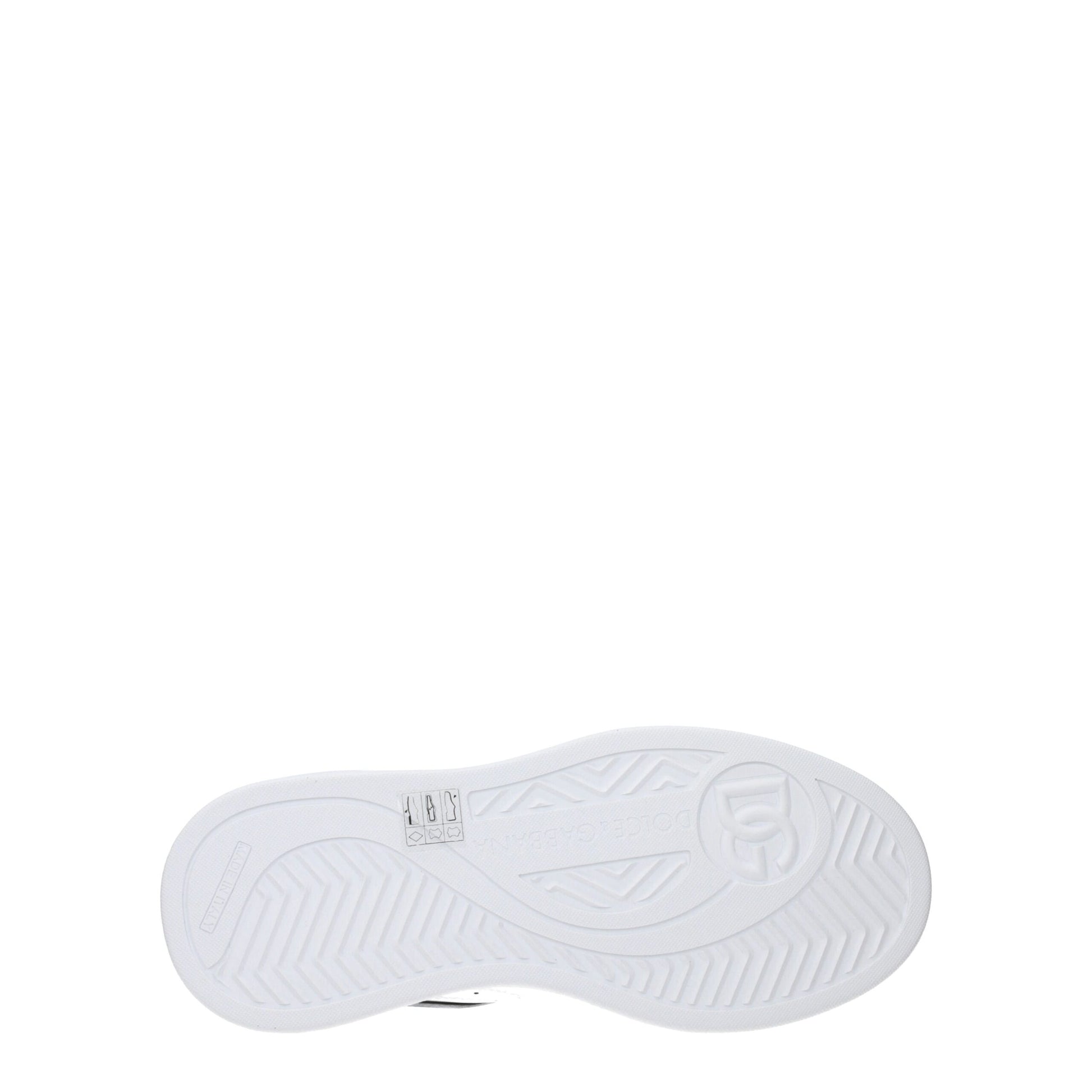 A single white leather sneaker with a low top, featuring a logo on the side and a textured sole