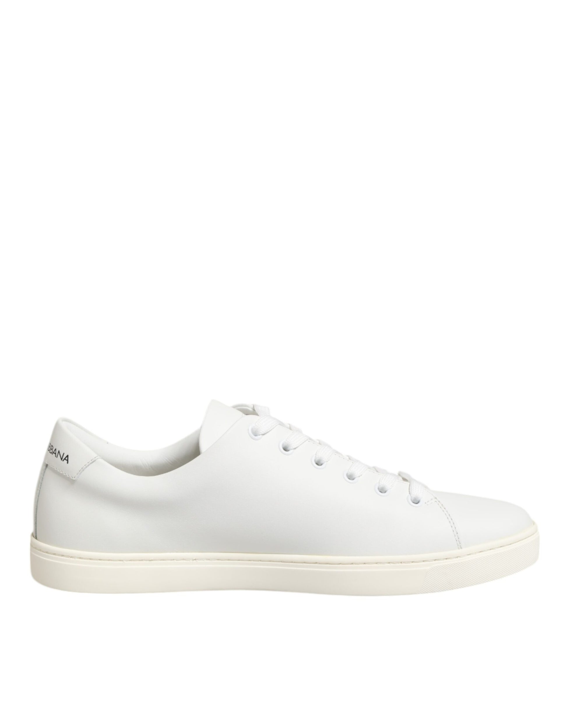 White leather sneakers with laces, featuring a patch of the Sacred Heart logo