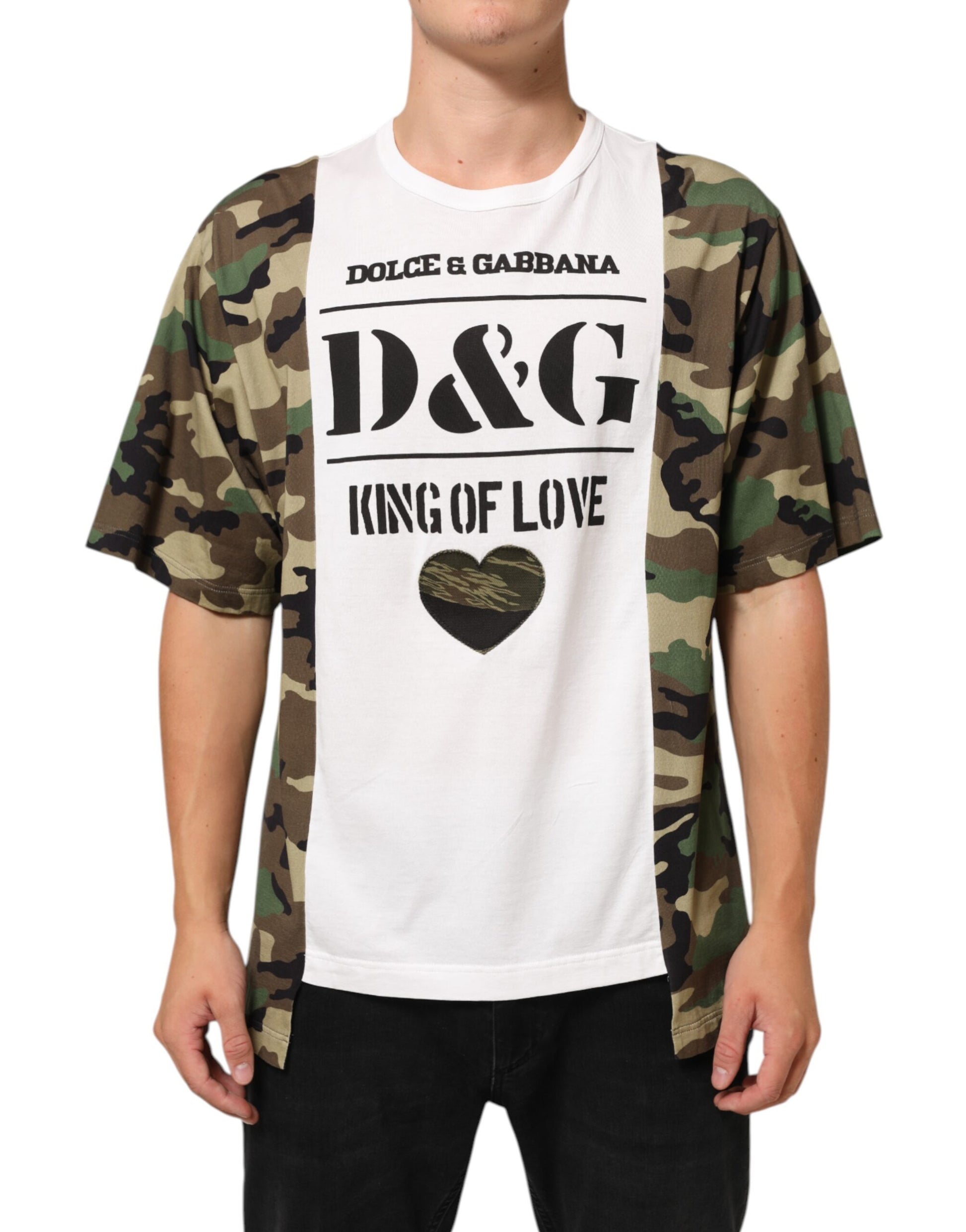 Camouflage print t-shirt with graphic design on front