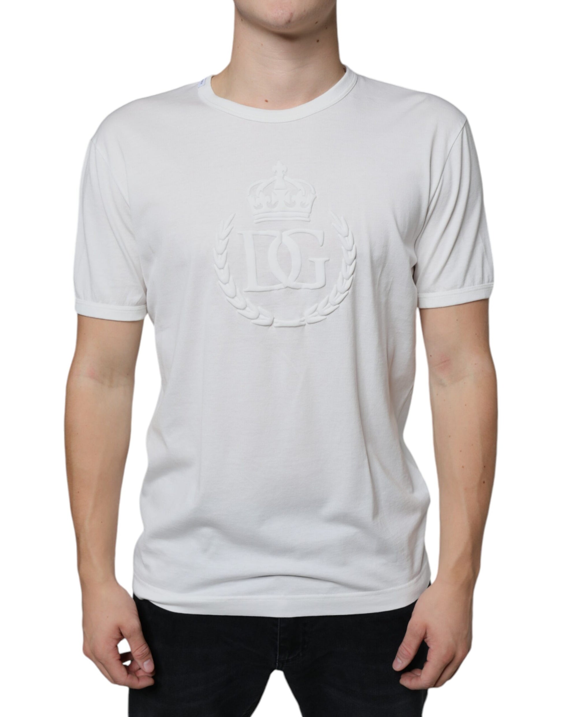 White t-shirt with embroidered logo on front