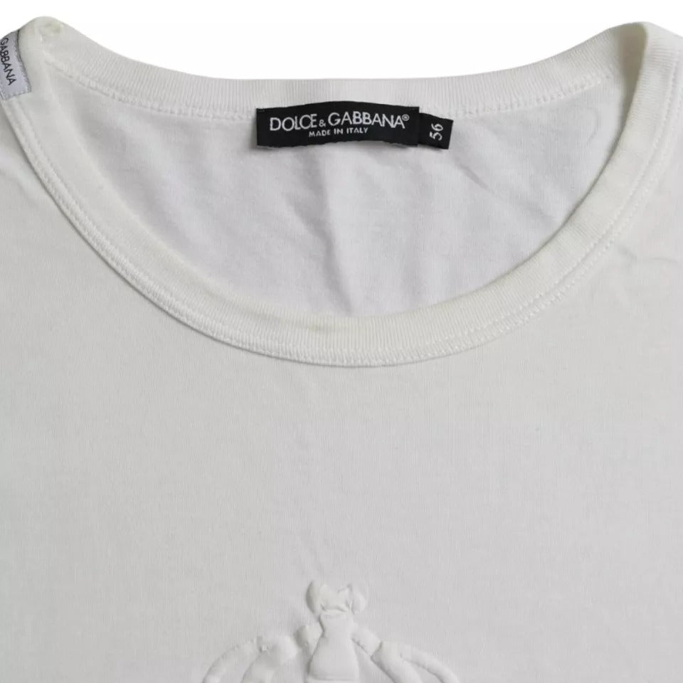 White t-shirt with logo on front