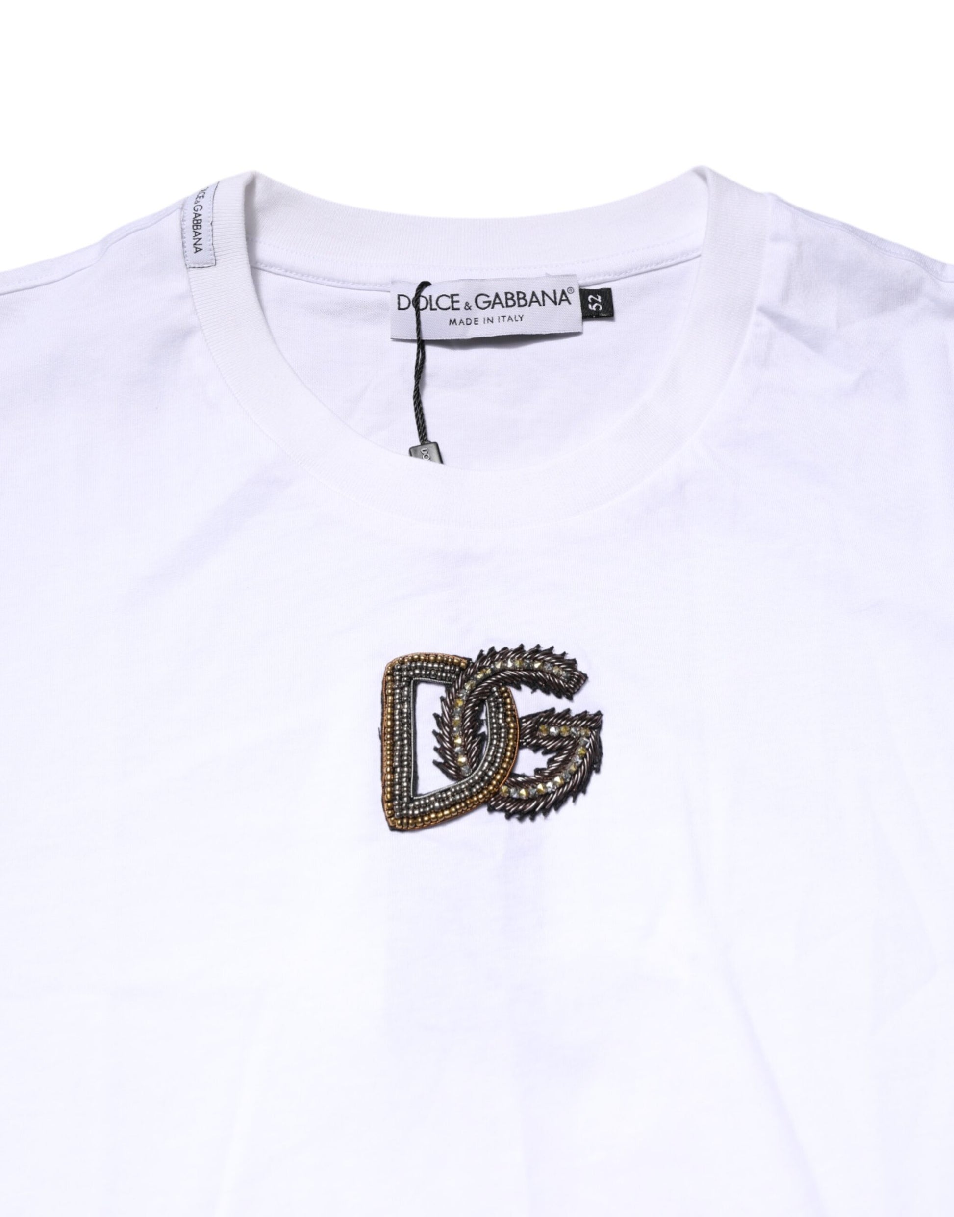 White t-shirt with embroidered logo on front