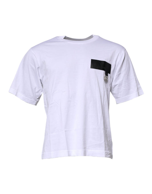 White short sleeve t-shirt with pocket on front