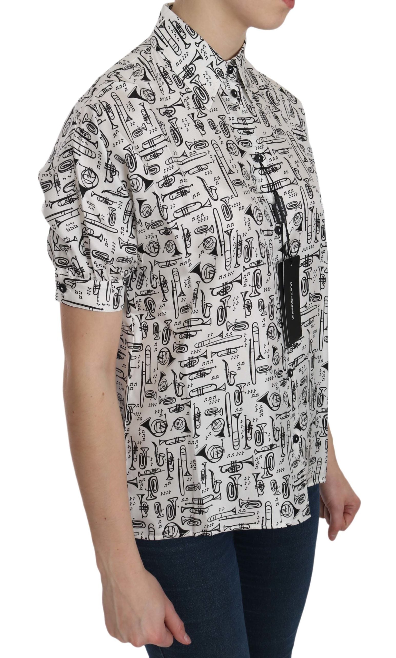 Short sleeve shirt with black and white pattern