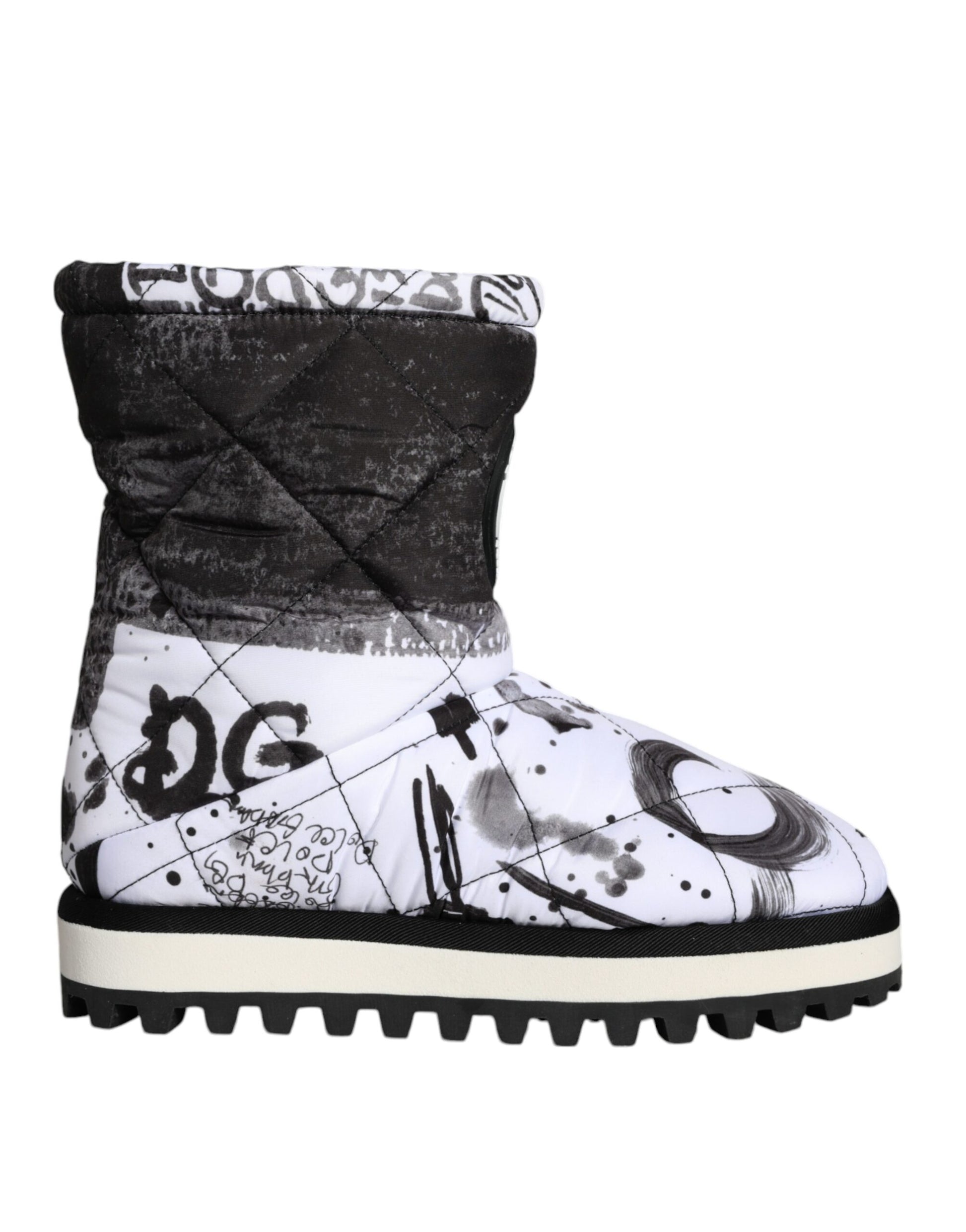 Boot with a patterned design on the side
