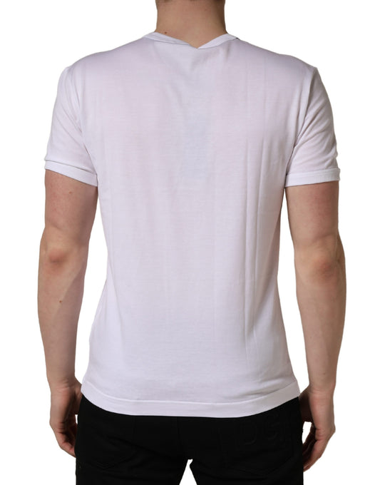 White short sleeve t-shirt on a mannequin torso