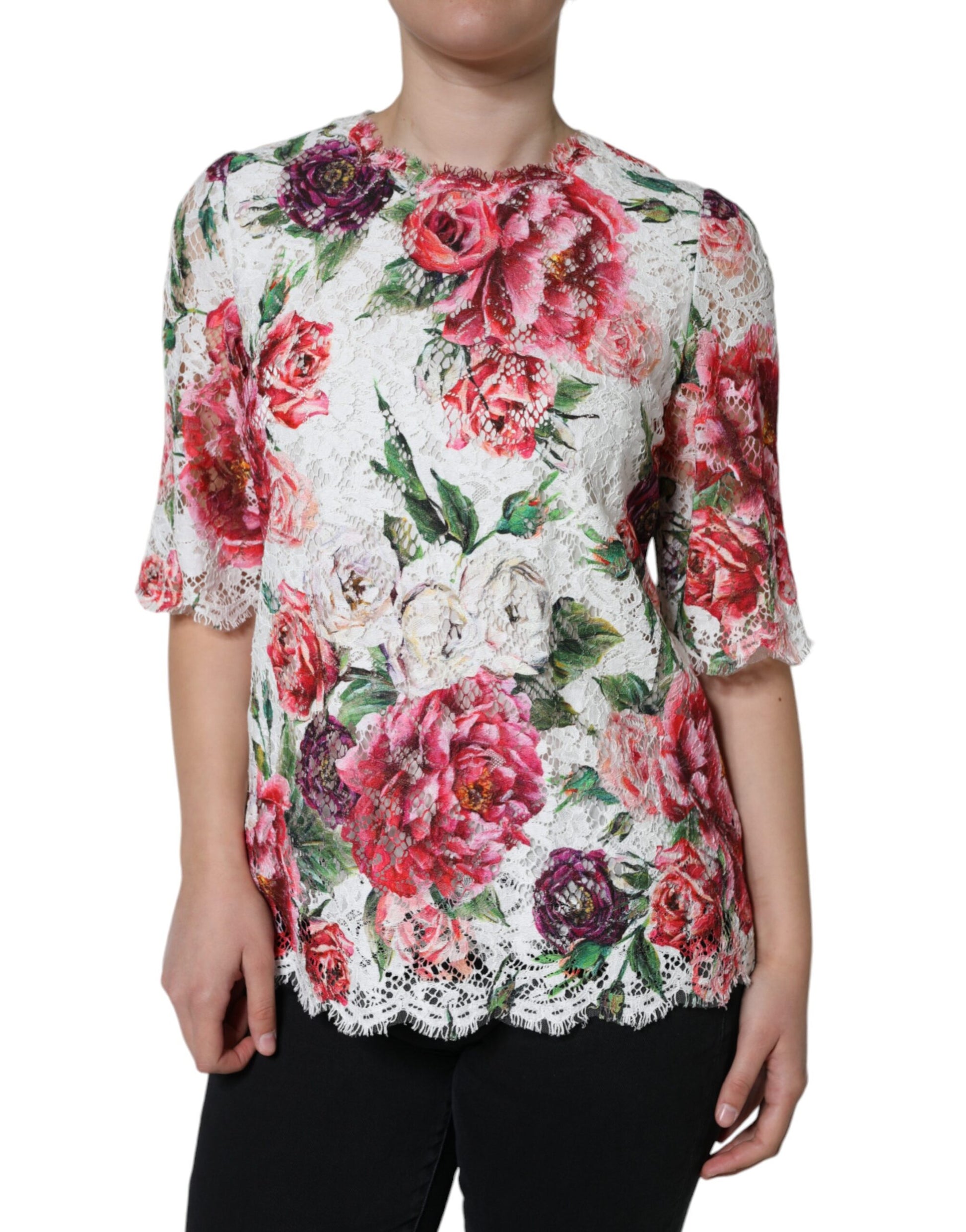 Floral print blouse with lace trim on sleeves